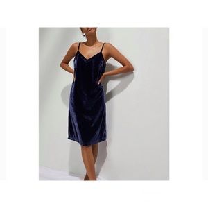 Anthropologie Shania Velvet Purple Midi Dress Size Small